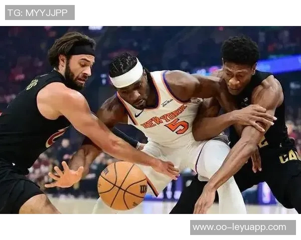 米切尔赛季结束后遭受重创提前与队友开始新赛季训练