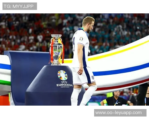 热刺戴尔点球致敬好友凯恩分享技巧与友情的故事 热刺戴尔点球致敬好友凯恩分享技巧与友情的故事